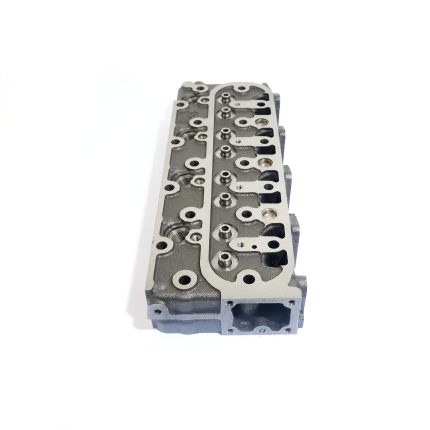 Głowica cylindrów Kubota V1305